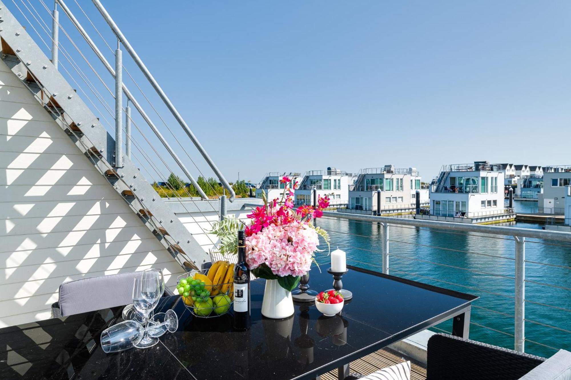 Triton: Meerblick, Sauna, Dachterrasse Olpenitz Kültér fotó